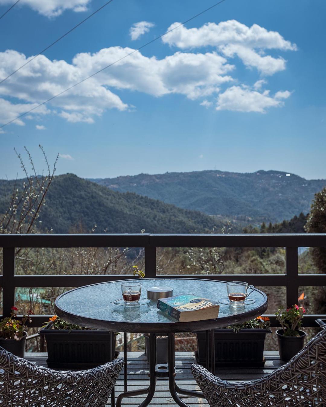 Hotel The Birdcage, Mukteshwar Zewnętrze zdjęcie