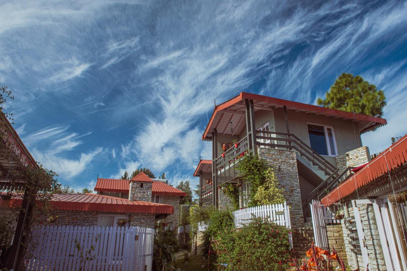 Hotel The Birdcage, Mukteshwar Zewnętrze zdjęcie